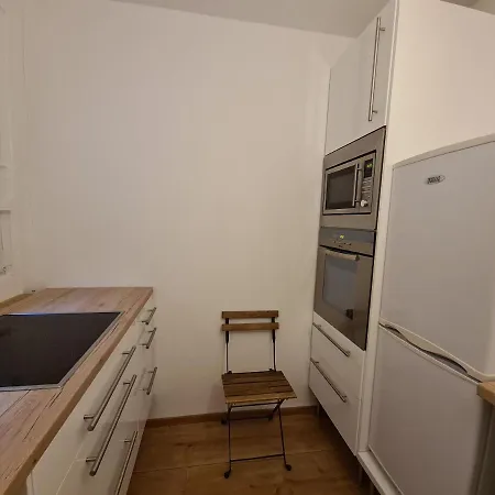 Caracalla Pensión 3*